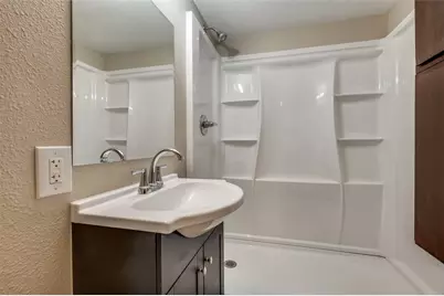 103 E 8th Street, Shady Shores, TX 76208 - Photo 11