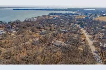 103 E 8th Street, Shady Shores, TX 76208 - Photo 15