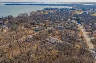 103 E 8th St, Denton, TX 76208 - Photo 15