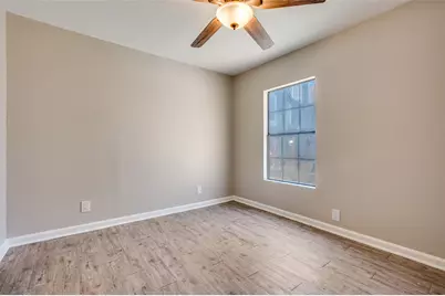 103 E 8th Street, Shady Shores, TX 76208 - Photo 11