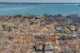 103 E 8th St, Denton, TX 76208 - Photo 13