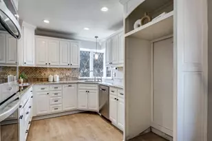 2810 Club Meadow Dr, Garland, TX 75043 - Photo 11