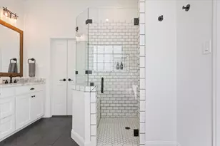 16024 Sorrento Dr, Woodway, TX 76712 - Photo 19