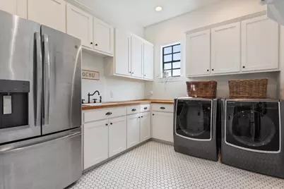 16024 Sorrento Drive, Woodway, TX 76712 - Photo 29