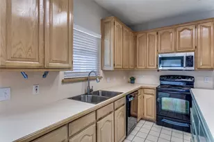 6800 Moss Ln, North Richland Hills, TX 76182 - Photo 11