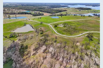 410 Peninsula Drive, Honey Grove, TX 75446 - Photo 13