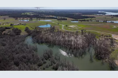 410 Peninsula Drive, Honey Grove, TX 75446 - Photo 25