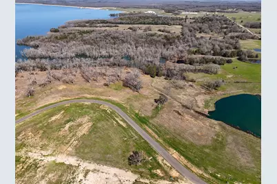 410 Peninsula Drive, Honey Grove, TX 75446 - Photo 11