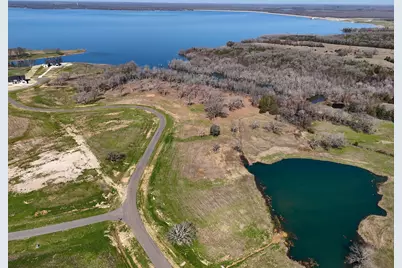 410 Peninsula Drive, Honey Grove, TX 75446 - Photo 15