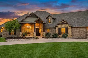 3512 Lakota Ct, Granbury, TX 76048 - Photo 1