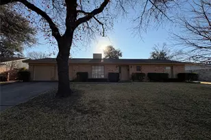 4916 Vance Rd, North Richland Hills, TX 76180 - Photo 1