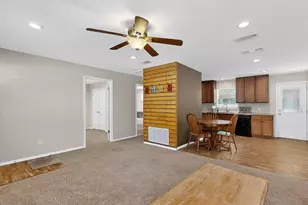 2895 Honey Bee Ln, Wills Point, TX 75169 - Photo 9