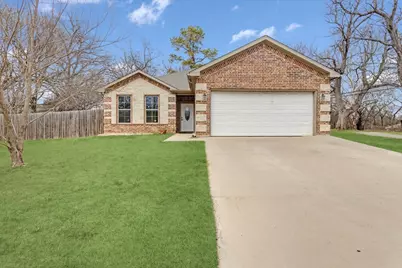 901 W Dubois Street, Denison, TX 75020 - Photo 1