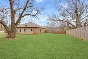 901 W Dubois St, Denison, TX 75020 - Photo 29