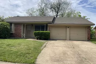 2310 Gilbert Cir, Arlington, TX 76010 - Photo 1