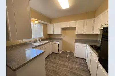 2310 Gilbert Circle, Arlington, TX 76010 - Photo 3