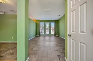 3218 Mapleridge Dr, Grapevine, TX 76051 - Photo 7