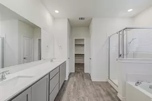 3218 Hunters Gln Dr, Aubrey, TX 76227 - Photo 17