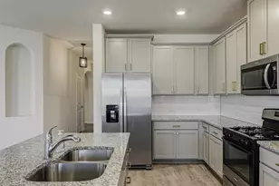 3218 Hunters Gln Dr, Aubrey, TX 76227 - Photo 11