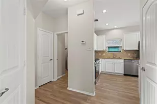 204 Black Bear Dr, McKinney, TX 75071 - Photo 11