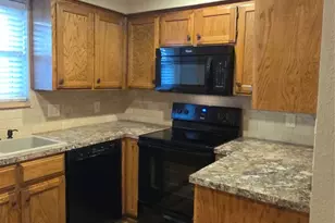 1210 Fairhaven Dr, Mansfield, TX 76063 - Photo 11