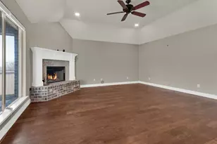 2601 W Center St, Sherman, TX 75092 - Photo 9