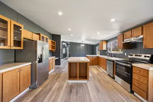 1906 Evelyn St, Hawk Cove, TX 75474 - Photo 9