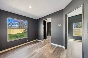 1906 Evelyn St, Hawk Cove, TX 75474 - Photo 19