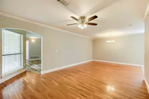8631 Charing Cross Ln, Dallas, TX 75238 - Photo 5