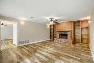8631 Charing Cross Ln, Dallas, TX 75238 - Photo 7