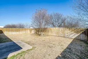 800 Grant St, Burleson, TX 76028 - Photo 37