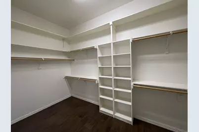 8110 Silver Spur Drive, Arlington, TX 76001 - Photo 9