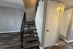 6329 Walraven Cir, Fort Worth, TX 76133 - Photo 11