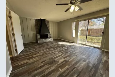6329 Walraven Circle, Fort Worth, TX 76133 - Photo 9