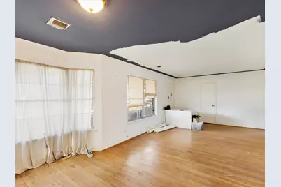 6718 Hialeah Drive, Dallas, TX 75214 - Photo 5