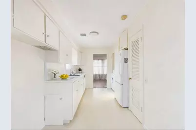 6718 Hialeah Drive, Dallas, TX 75214 - Photo 9