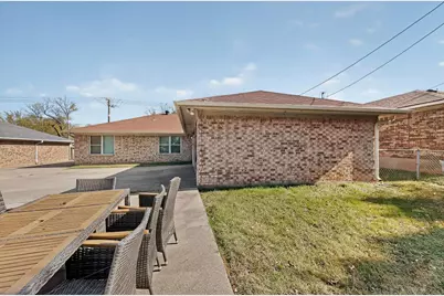 2320 Bernard Street, Denton, TX 76205 - Photo 9