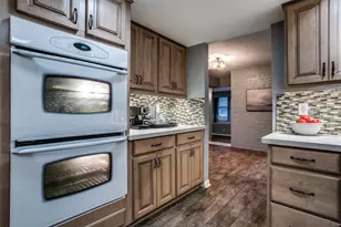 24 Oakbrook Dr, Lewisville, TX 75057 - Photo 19