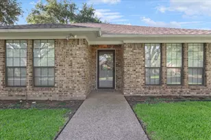 9402 Oak Hill Dr, Woodway, TX 76712 - Photo 7