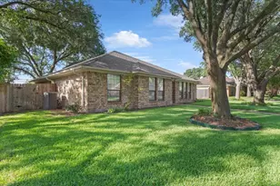 9402 Oak Hill Dr, Woodway, TX 76712 - Photo 5