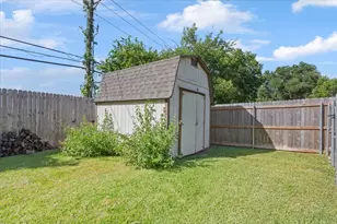 9402 Oak Hill Dr, Woodway, TX 76712 - Photo 31