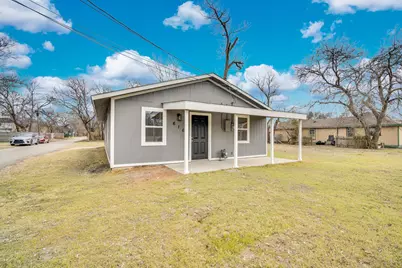616 Sabine Avenue, Cleburne, TX 76031 - Photo 23