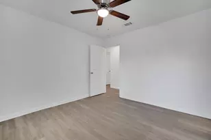 616 Sabine Ave, Cleburne, TX 76031 - Photo 19