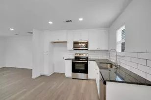 616 Sabine Ave, Cleburne, TX 76031 - Photo 7