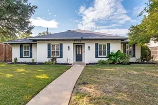 2714 Carriage Ln, Carrollton, TX 75006 - Photo 1