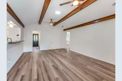 2714 Carriage Lane, Carrollton, TX 75006 - Photo 5