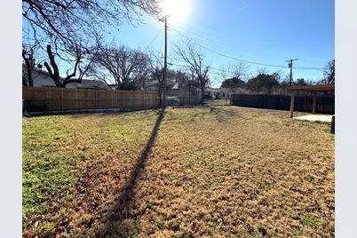 2520 Lasalle Drive, Irving, TX 75062 - Photo 3