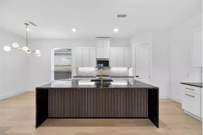 3734 Queenswood, Garland, TX 75040 - Photo 9