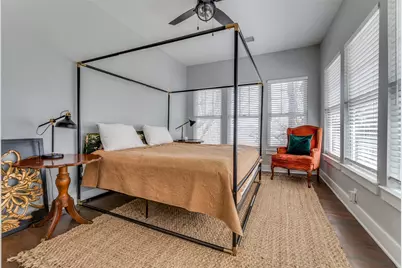 500 W 7th Street, Dallas, TX 75208 - Photo 9