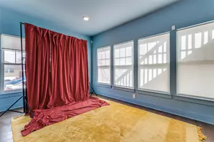 500 West 7th Street, Dallas, TX 75208 - Photo 29